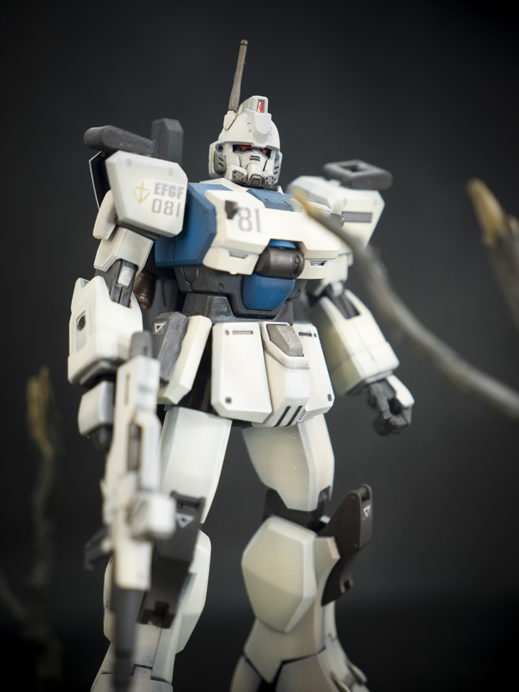 Bandai 1/144 HG RX-79［G] Ez-8 Gundam Ez8