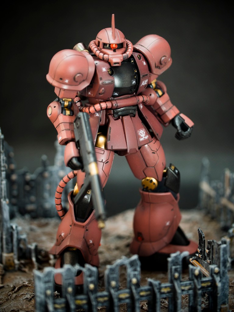 Bandai 1/144 HG MS-06S Zaku 2 [Char Aznable Origin Ver.]