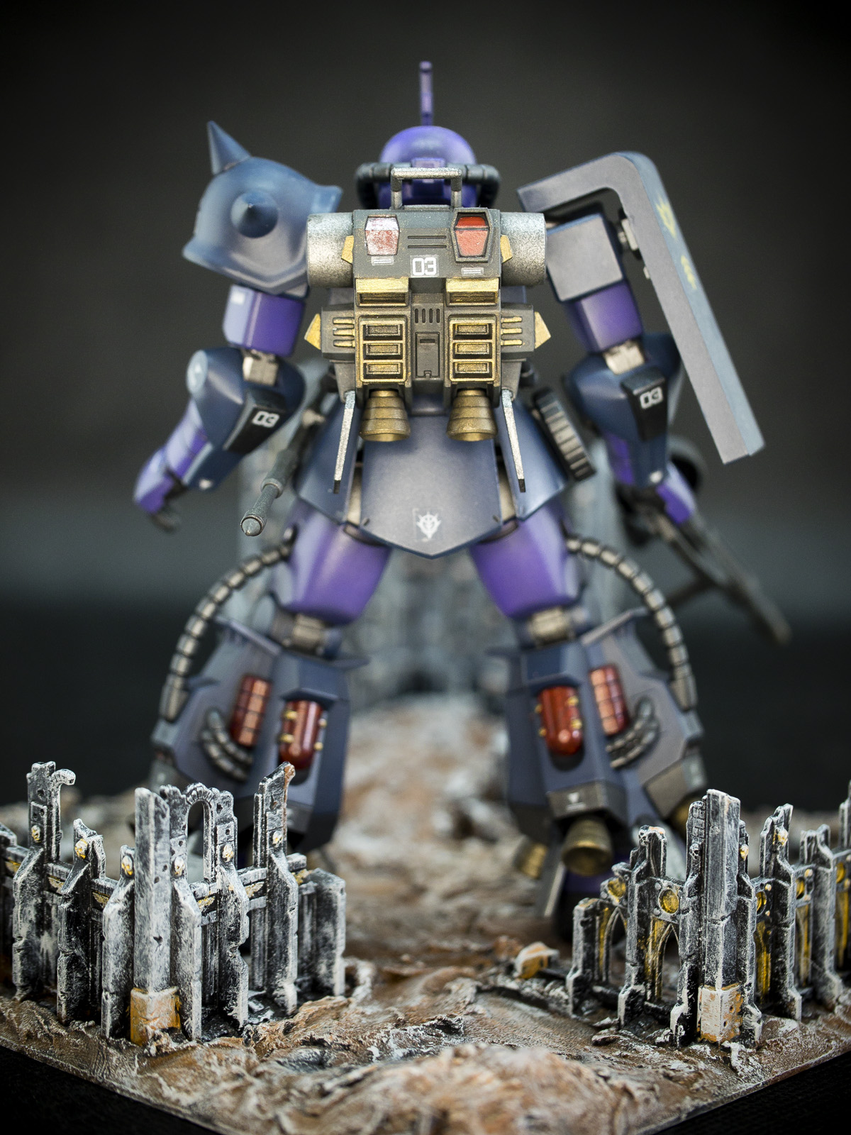 Bandai 1/144 HG MS-06R-1A Zaku 2 (Black Tri-Star)