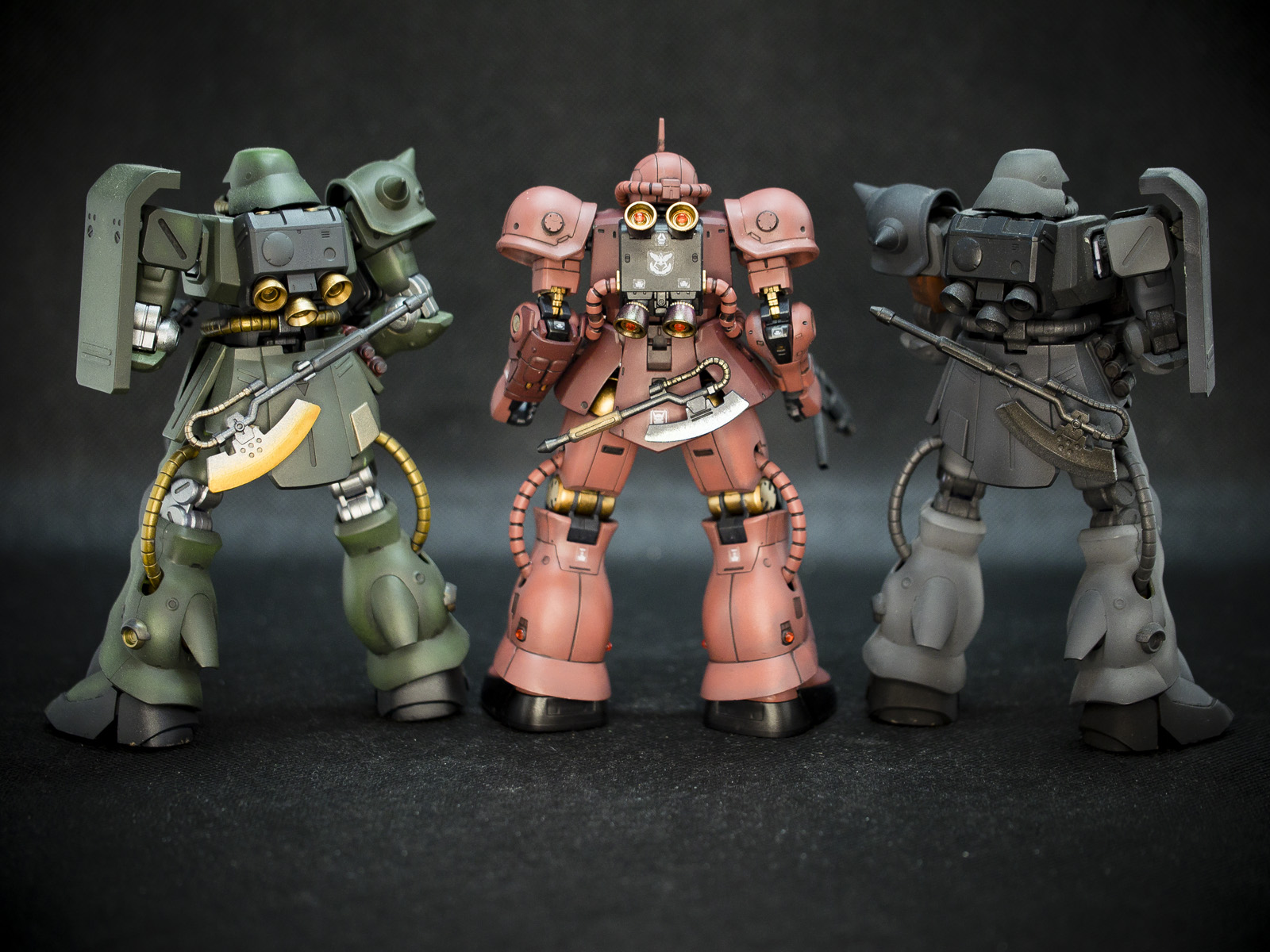 Bandai 1/144 HG MS-06FZ Zaku 2 FZ