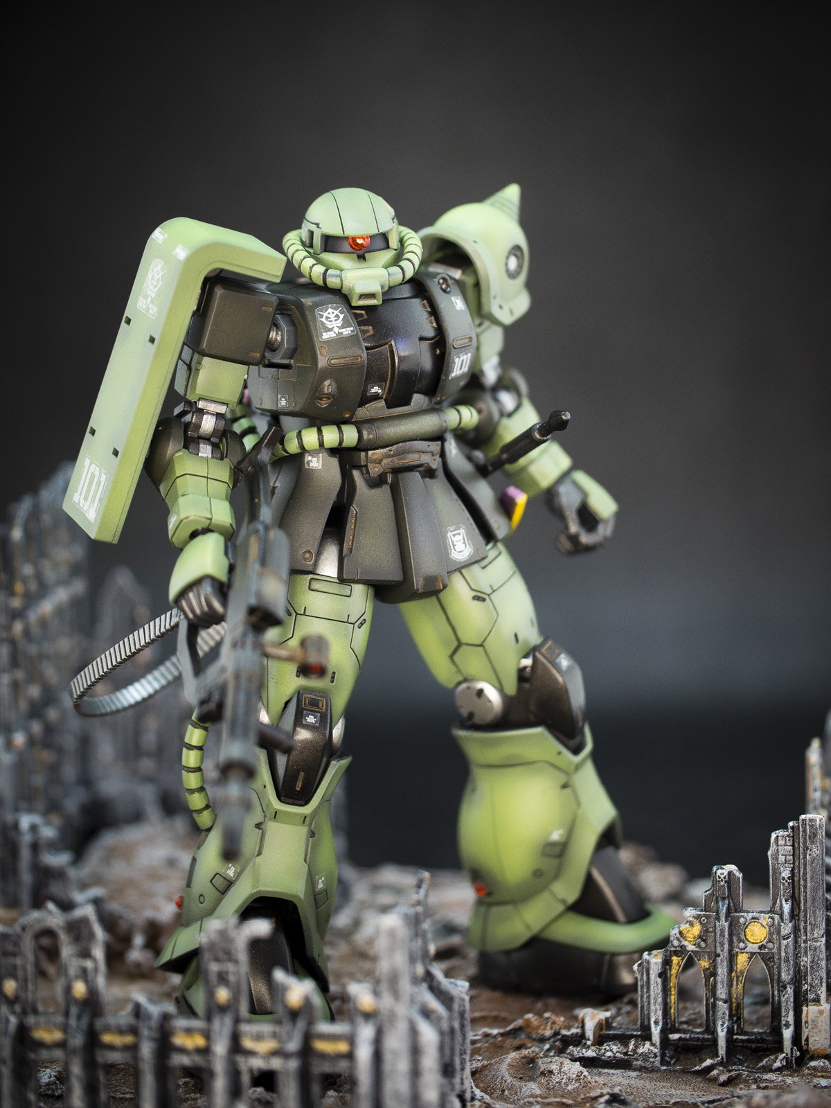 Bandai /1/44 HG MS-06C Zaku 2 Type C/C-5