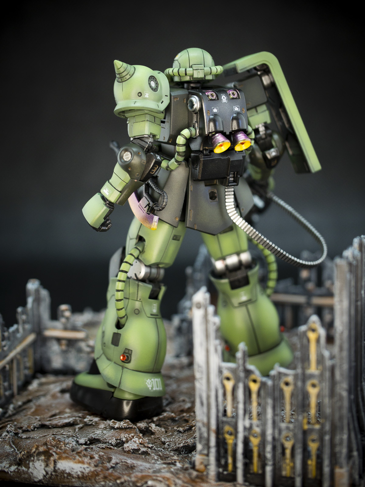 Bandai /1/44 HG MS-06C Zaku 2 Type C/C-5