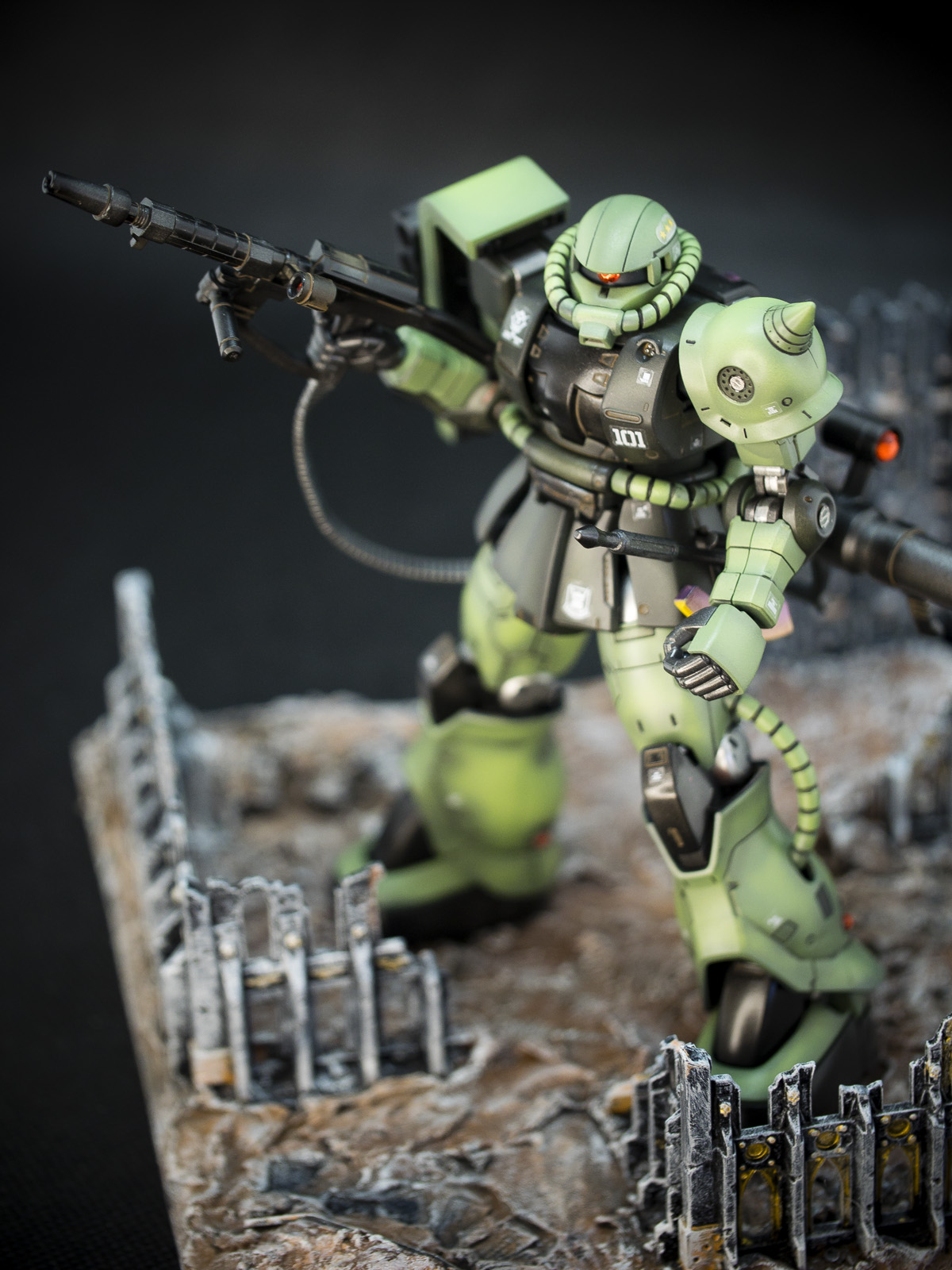 Bandai /1/44 HG MS-06C Zaku 2 Type C/C-5