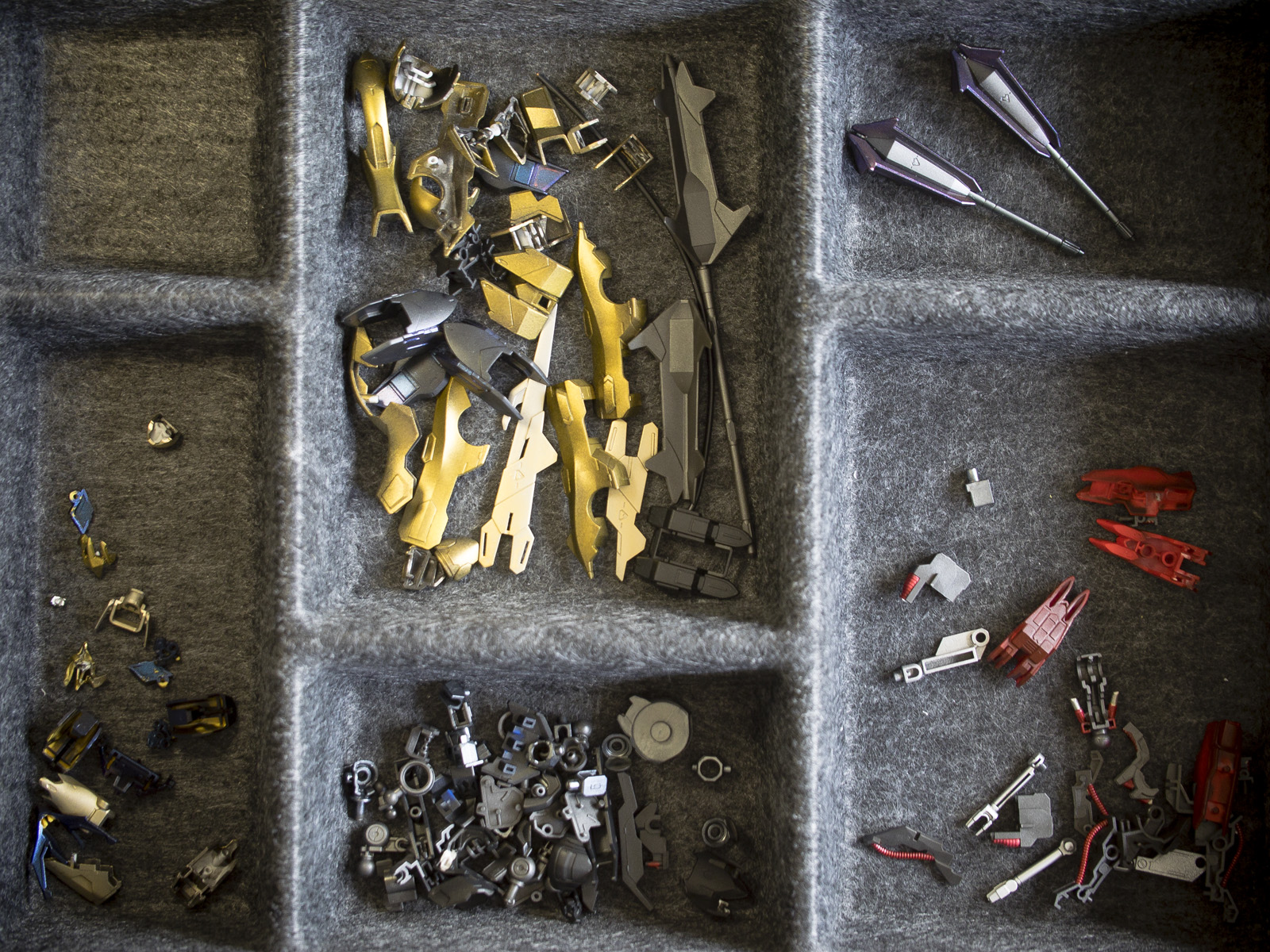 Bandai 1/144 HG IBO ASW-G-08 Gundam Barbatos Lupus Rex