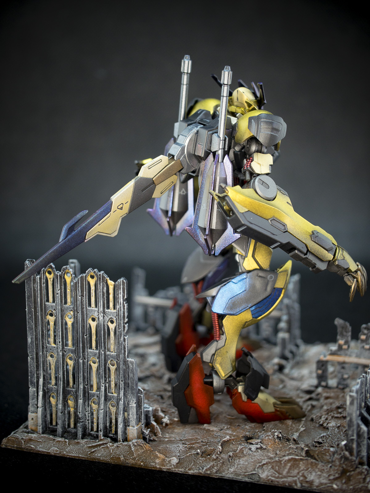 Bandai 1/144 HG IBO ASW-G-08 Gundam Barbatos Lupus Rex