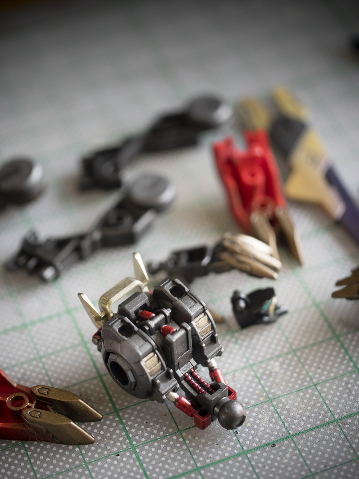 Bandai 1/144 HG IBO ASW-G-08 Gundam Barbatos Lupus Rex