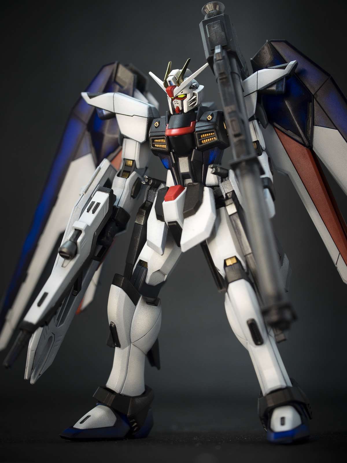 Bandai 1/144 HGCE ZGMF-X10A Freedom Gundam