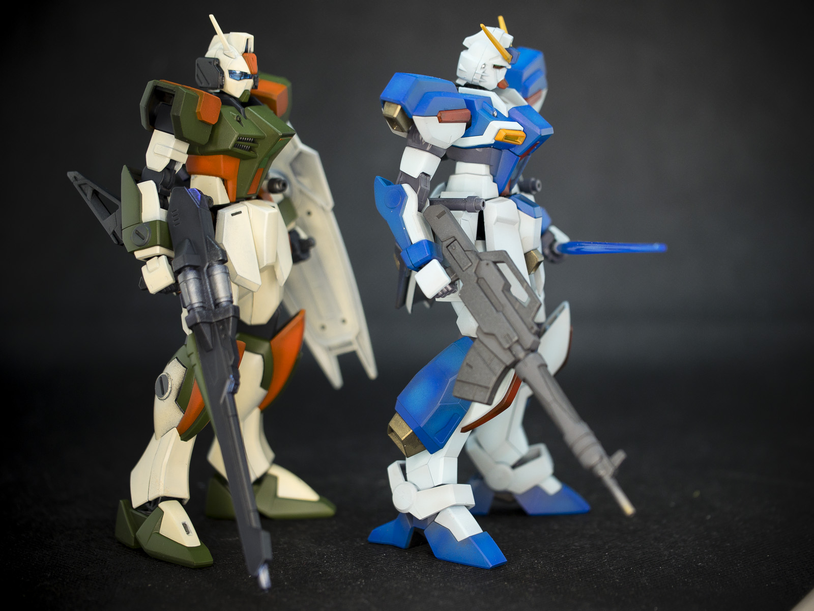 Bandai 1/144 HGCE GAT-02L2 Dagger L