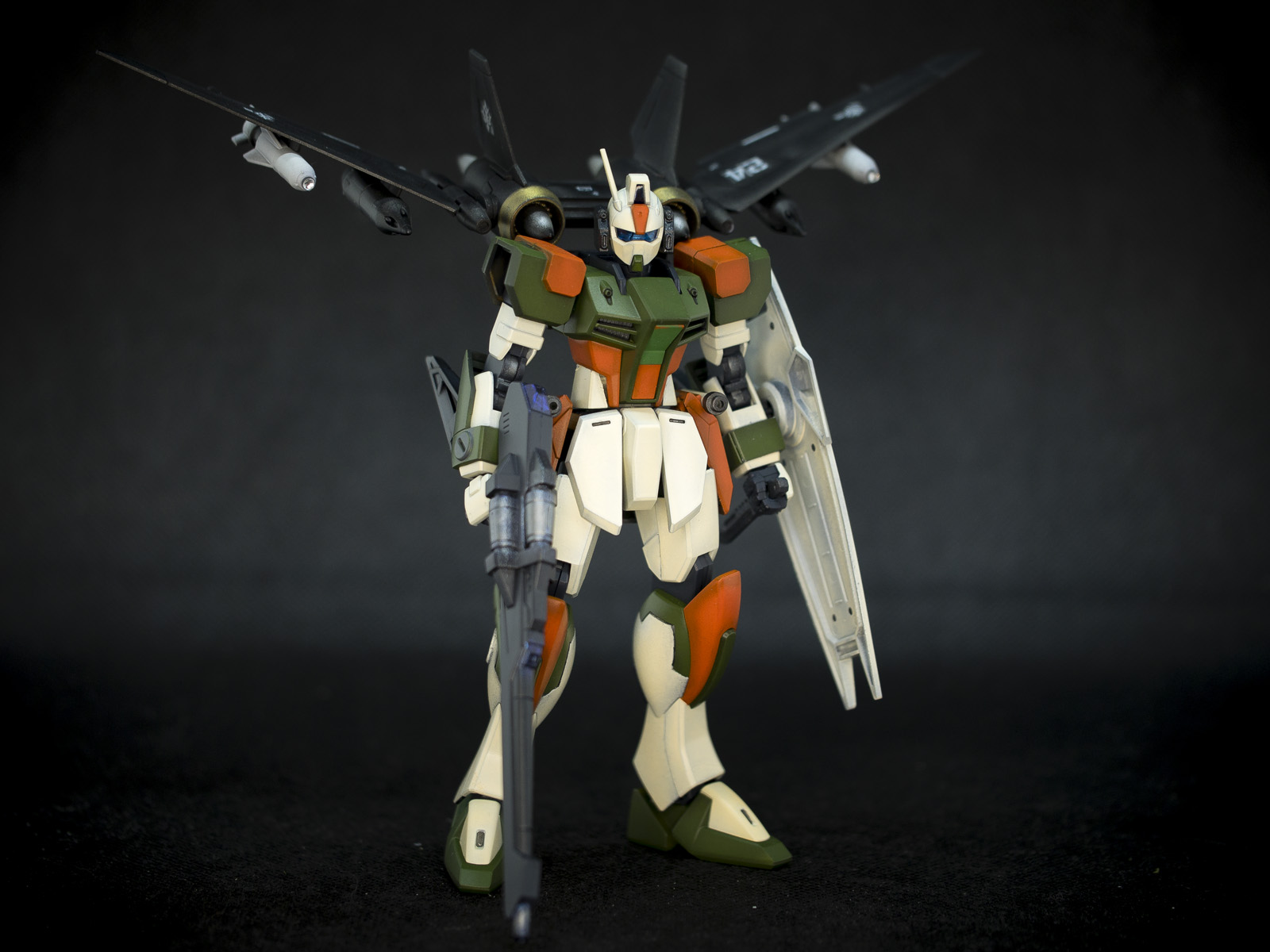 Bandai 1/144 HGCE GAT-02L2 Dagger L