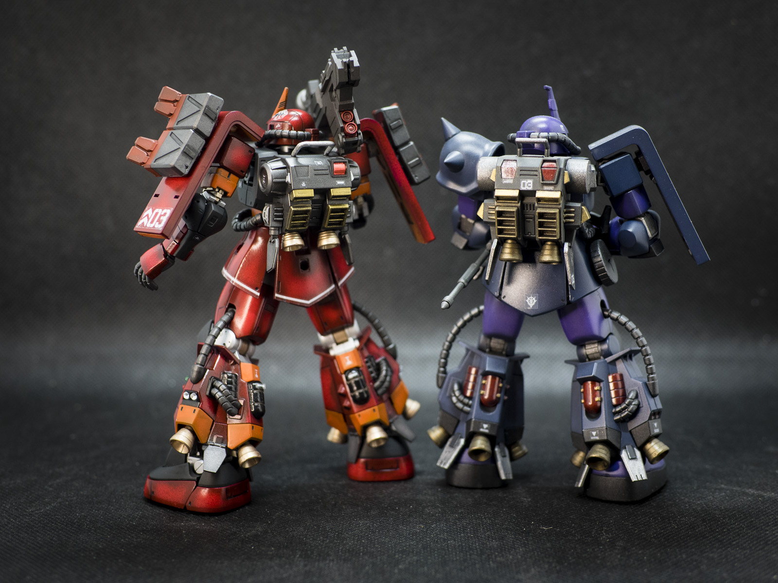 Bandai 1/144 HG MS-06R-1A Zaku 2 High Mobility Type