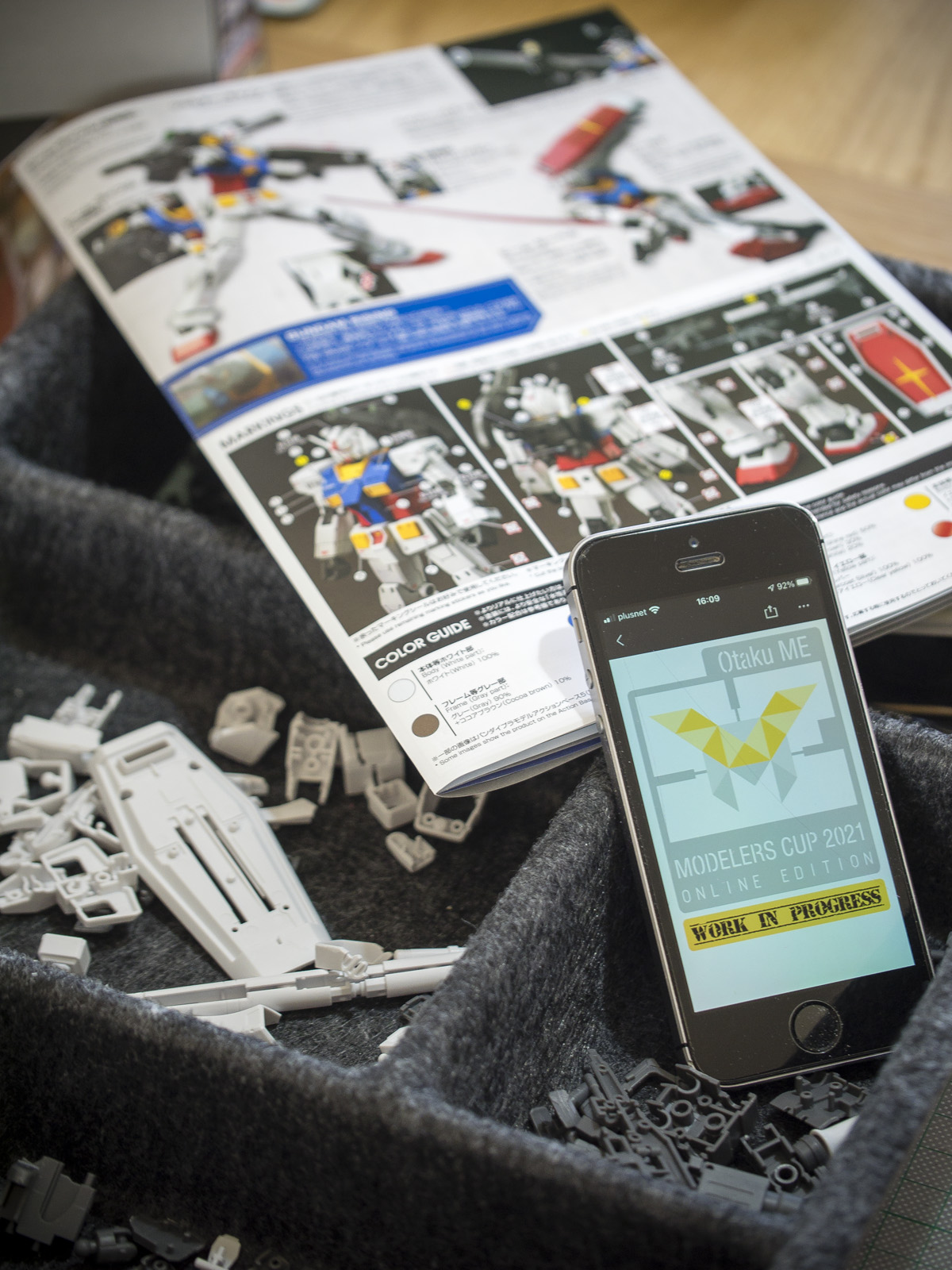 Bandai 1/144 HG RX-78-02 Gundam [EFF Prototype Origin Ver]