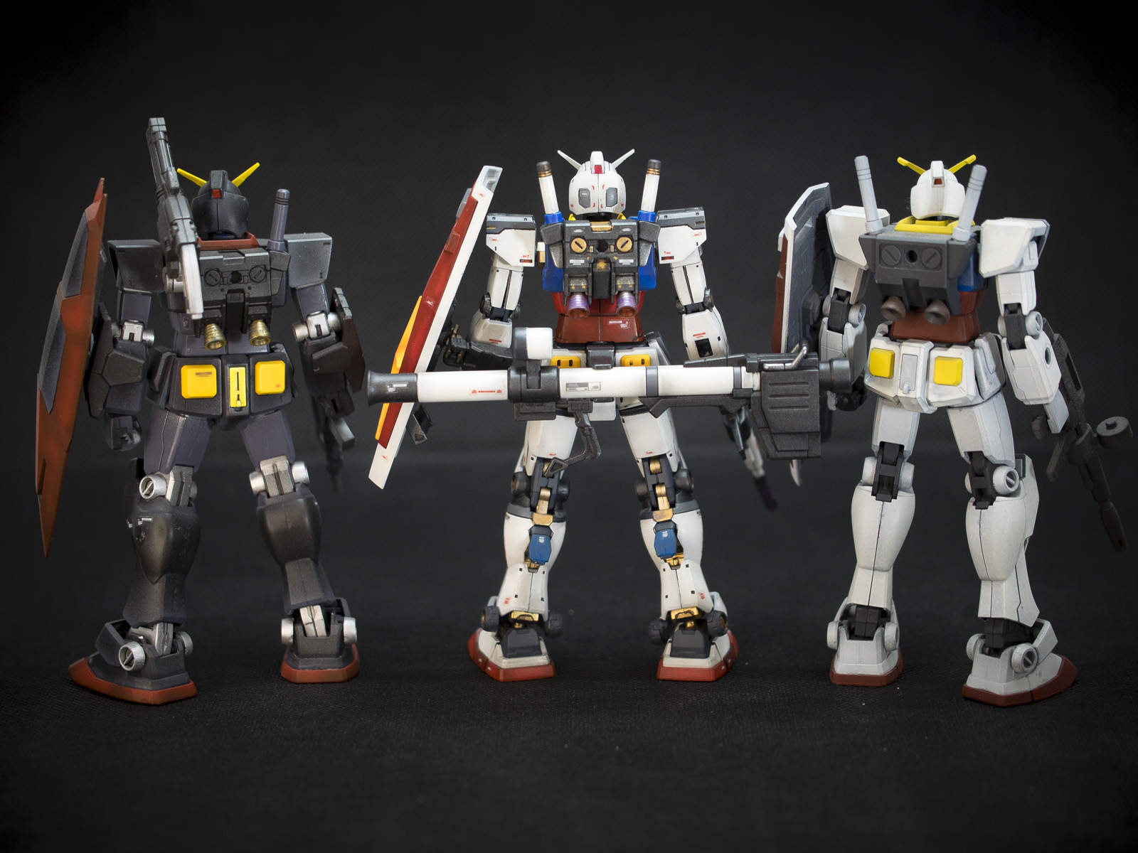 Bandai 1/144 HG RX-78-02 Gundam [EFF Prototype Origin Ver]