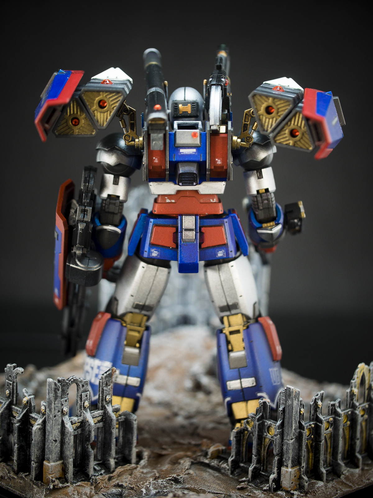 Bandai 1/144 HG RCX-76-02 Guncannon First Type [Iron Cavalry Squadron] [Iron Patriot Custom]