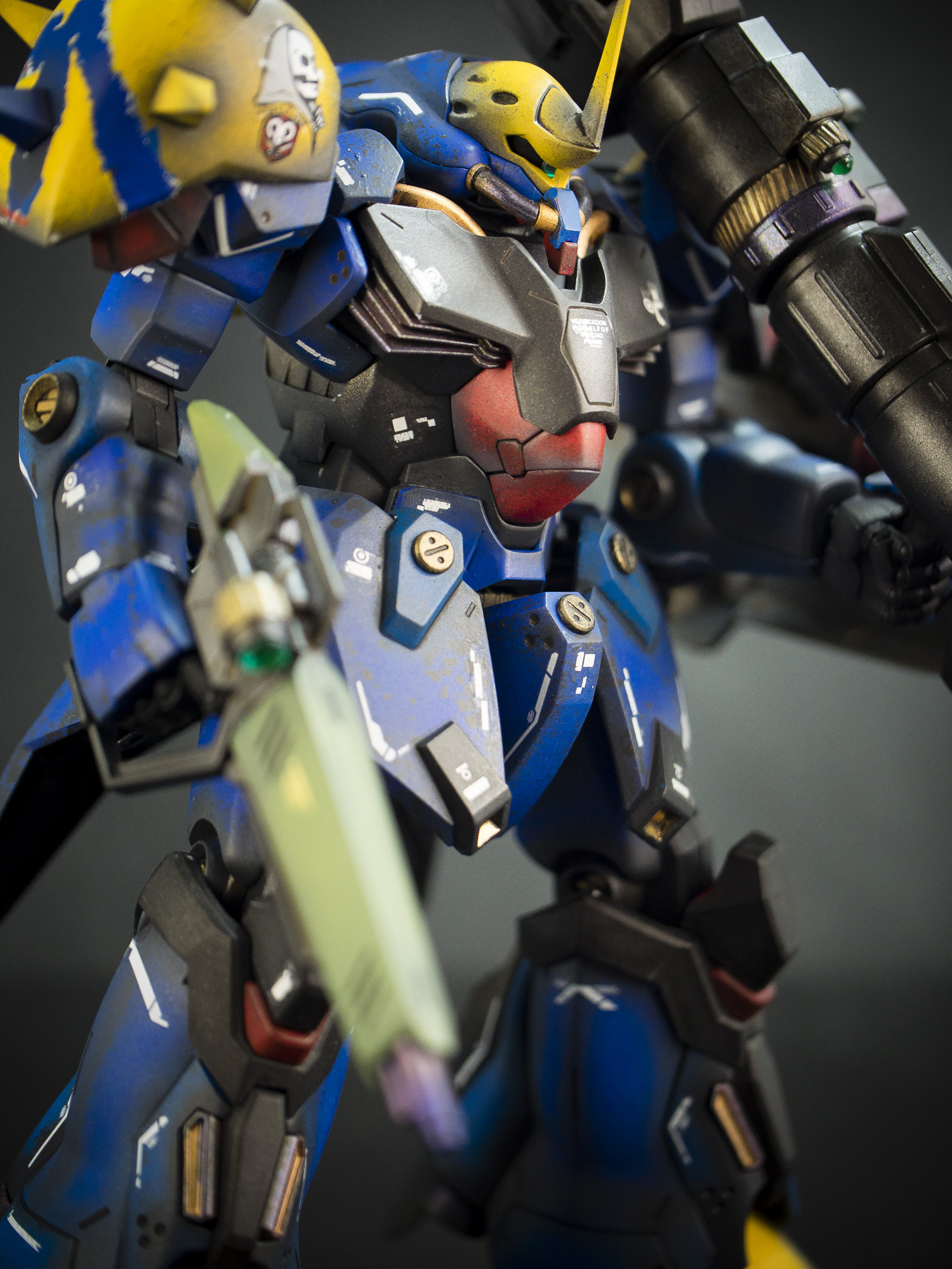 Bandai 1/144 HG Me02R-F01 Messer Type-F01