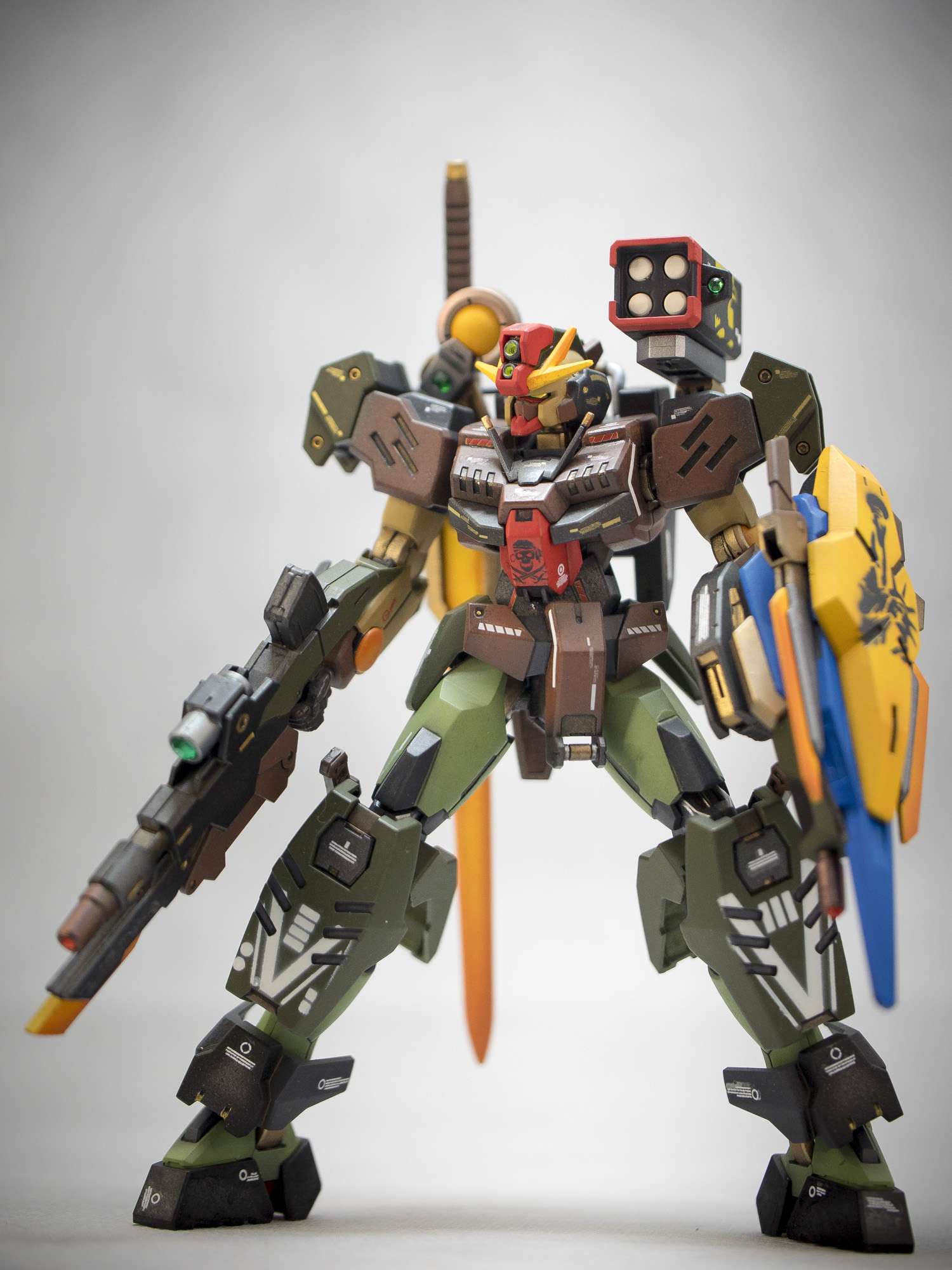 Bandai 1/144 Gundam 00 Command Qan[T]