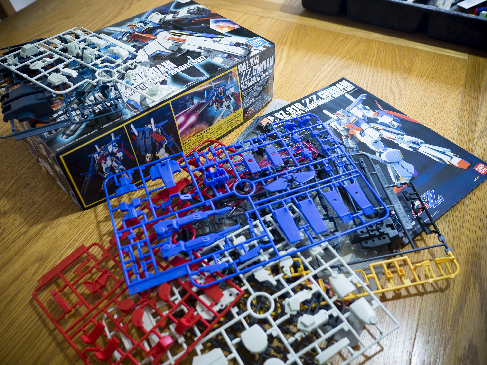 Bandai 1/144 HG MSZ-010 ZZ Gundam