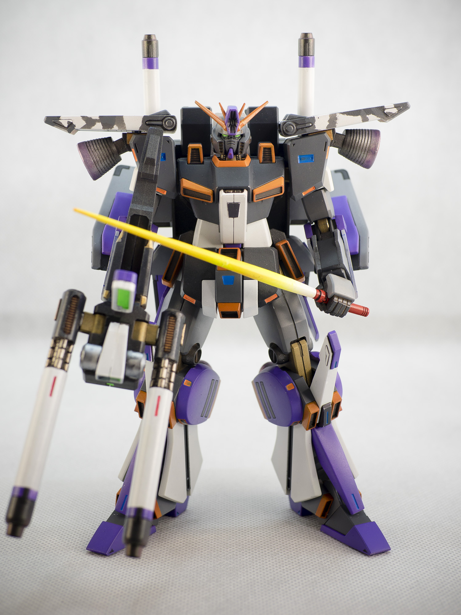 Bandai 1/144 HG MSZ-010 ZZ Gundam