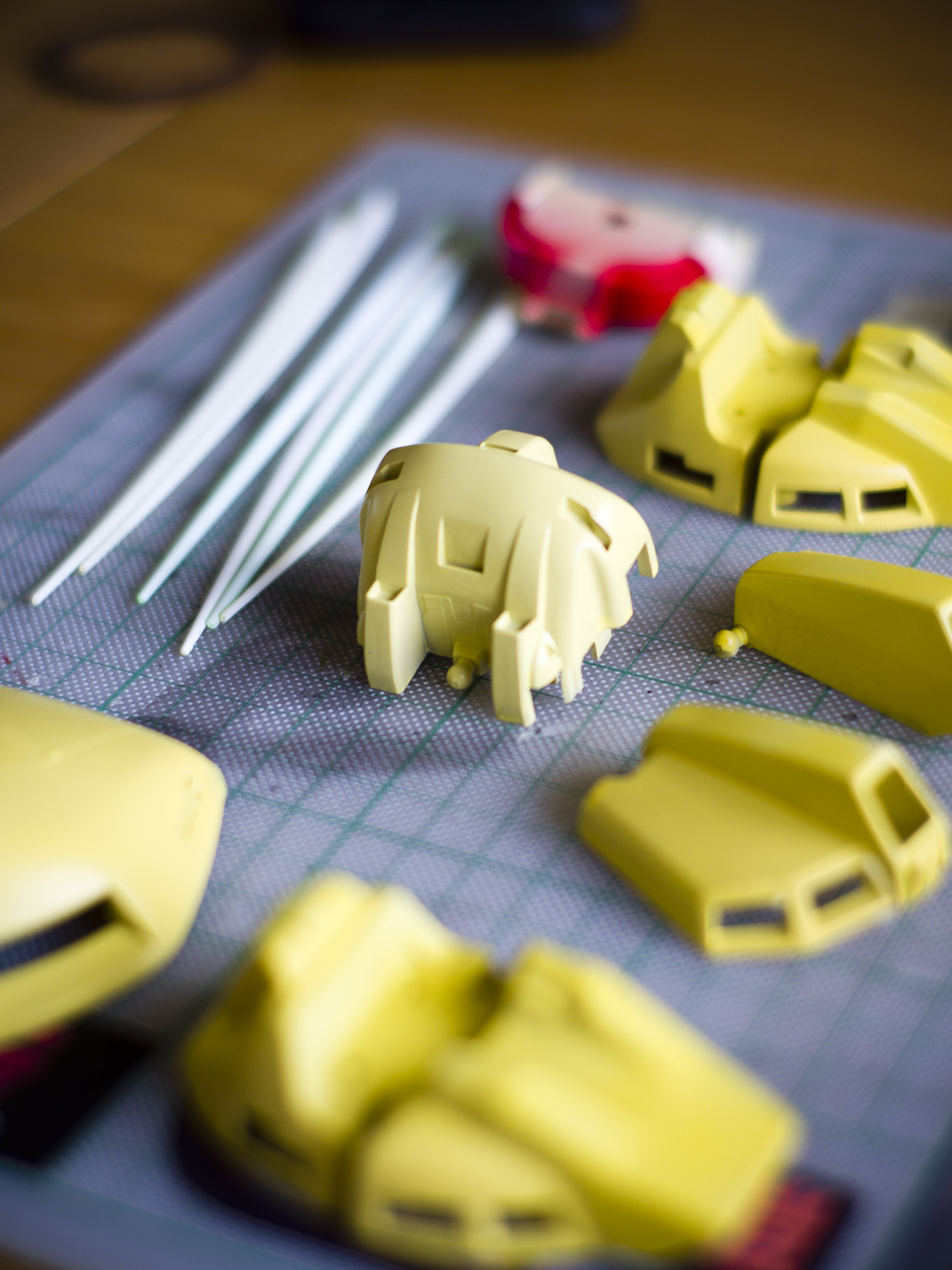 Bandai 1/144 HG PMX-003 The-O