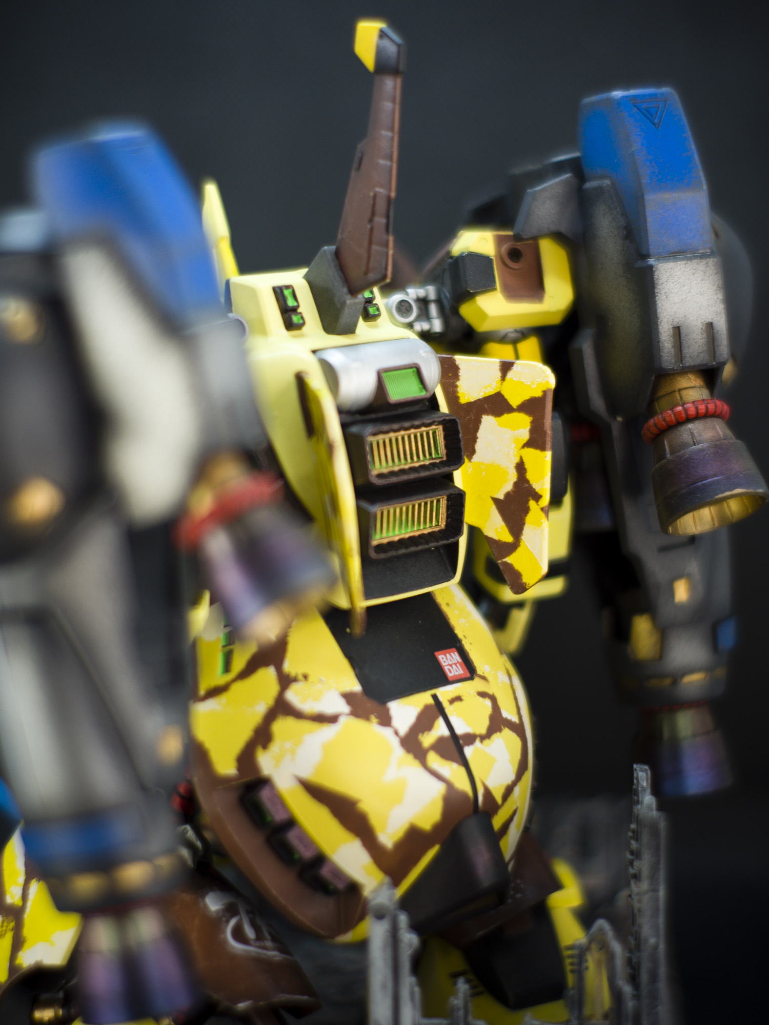 Bandai 1/144 HG PMX-003 The-O